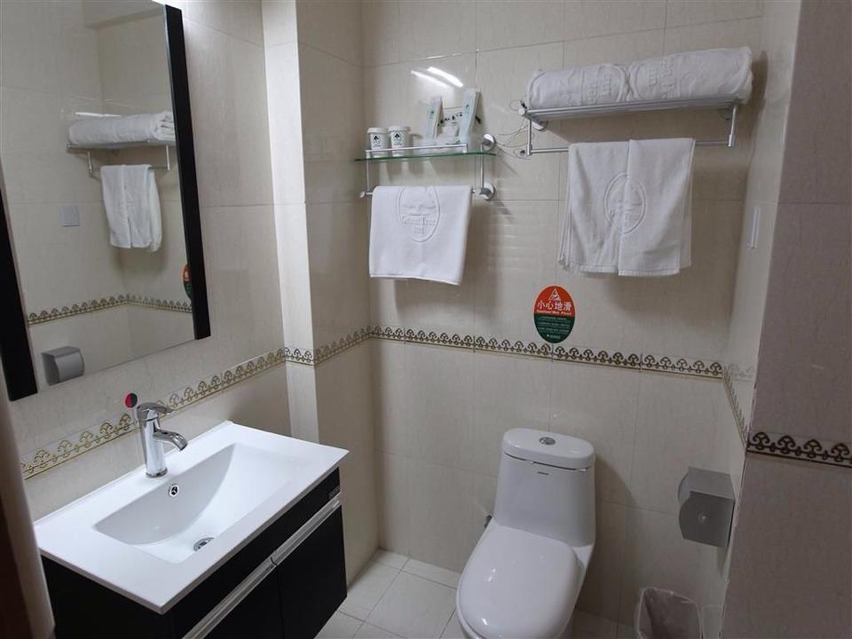 Greentree Inn Shandong Weihai Shichang Avenue Business Hotel Exterior foto